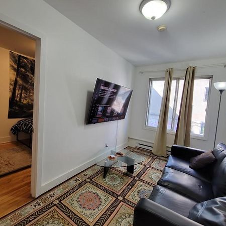 Small Condo In Montreal -Fast Wifi Eksteriør billede