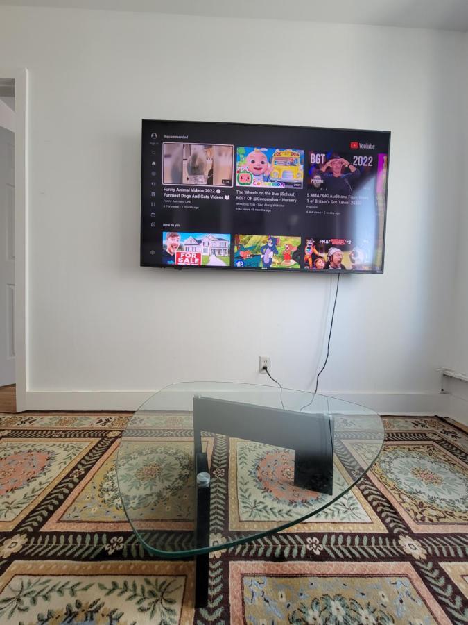 Small Condo In Montreal -Fast Wifi Eksteriør billede