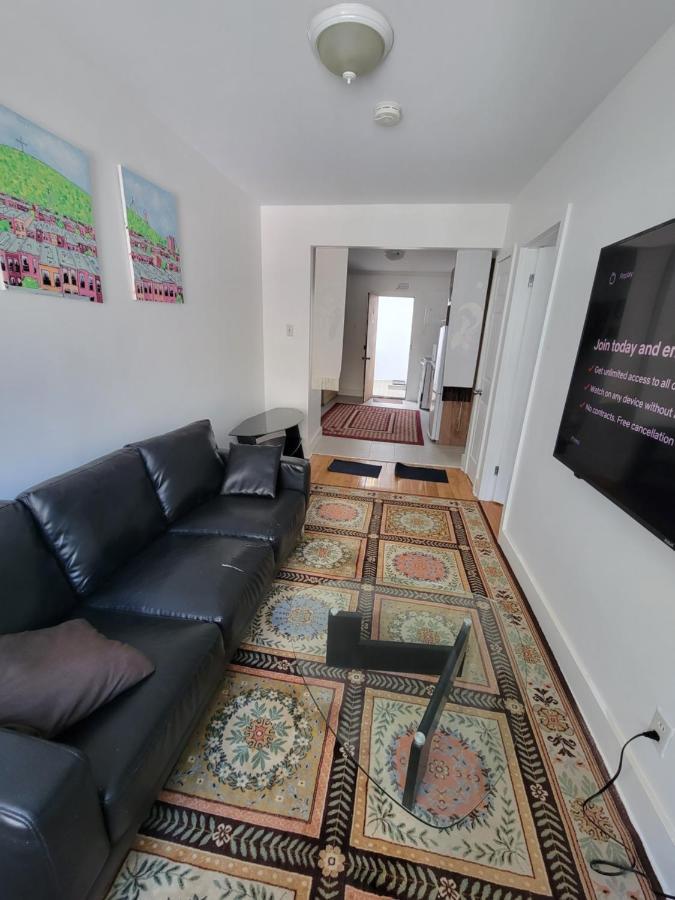 Small Condo In Montreal -Fast Wifi Eksteriør billede